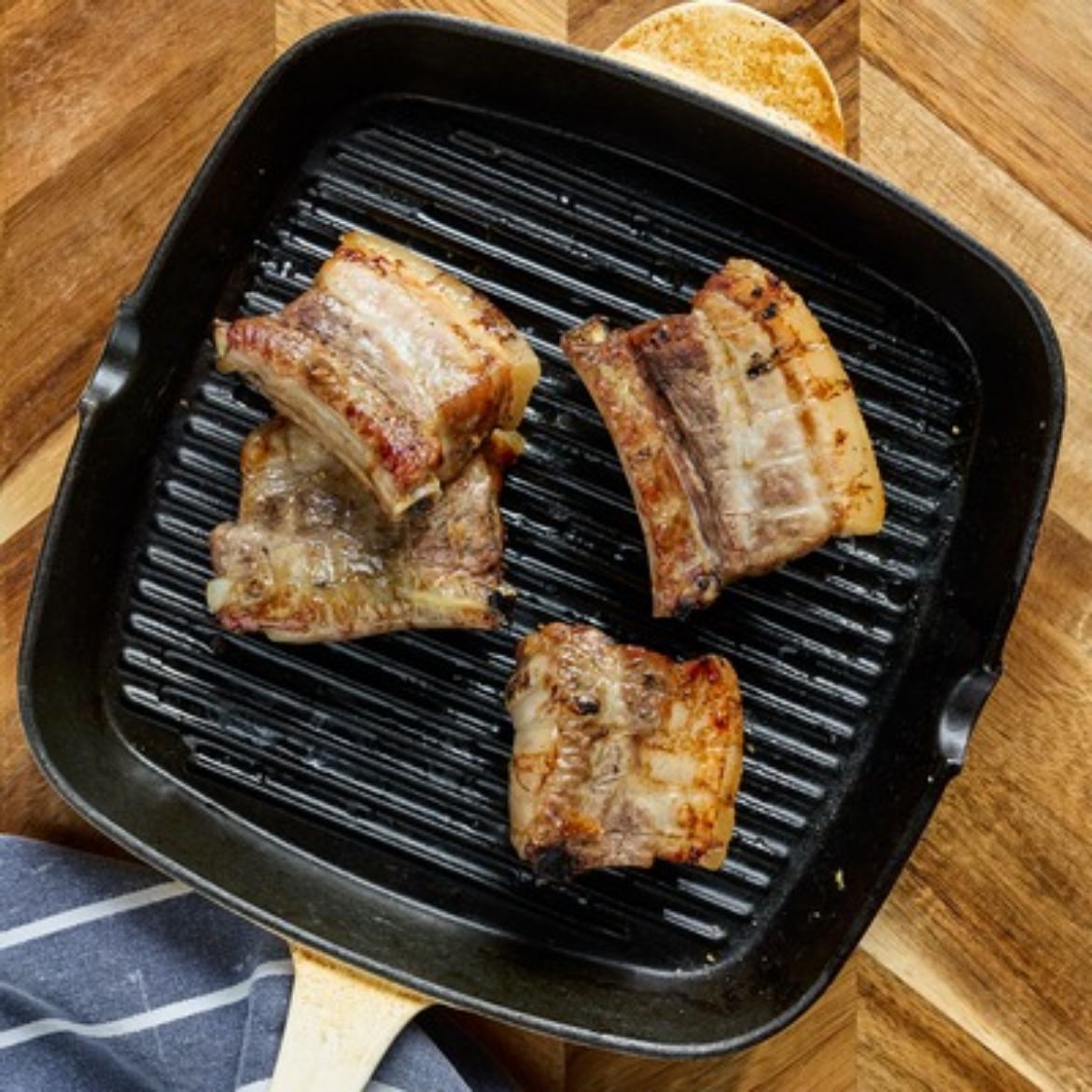 BBQ Meaty Pork Belly Ribs (600g - 4 Ribs) for Hampers